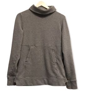 Lululemon sweater size 8